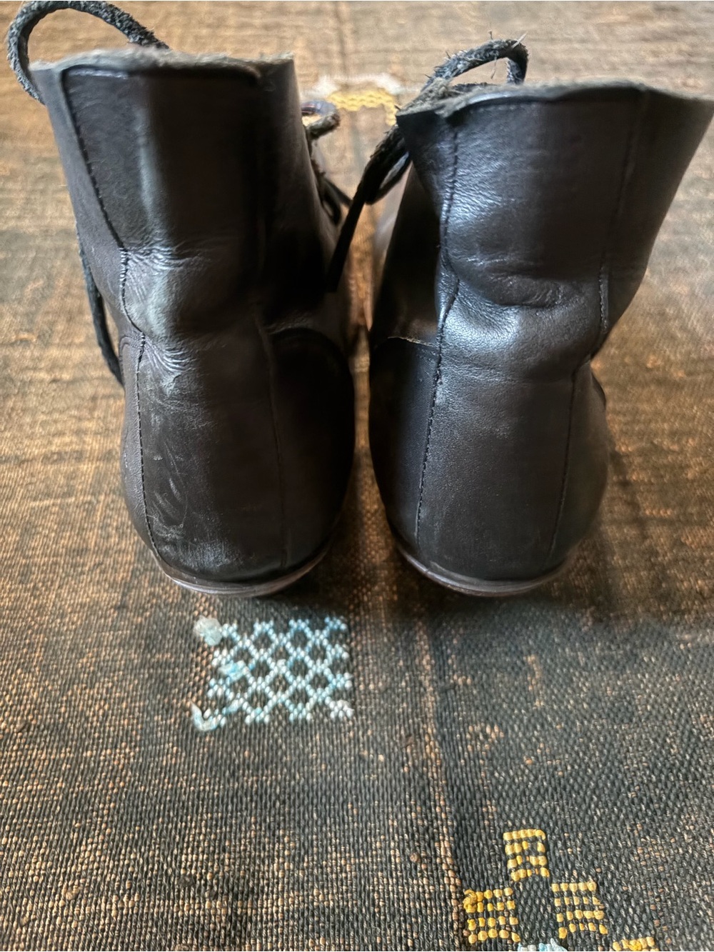 🔮Pre-loved John Fluevog Black Leather Simon lace-up ankle boots size 9 - Picture 11 of 15